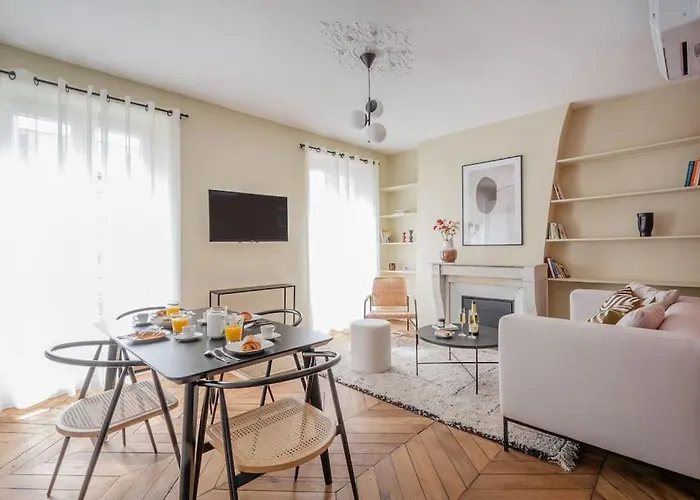 4#Two Bedrooms#Champs Elysees#Arc De Triomphe#Ac